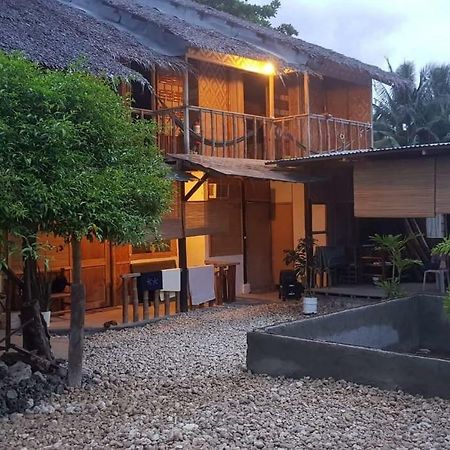 Babu Backpackers Inn Moalboal Exterior photo