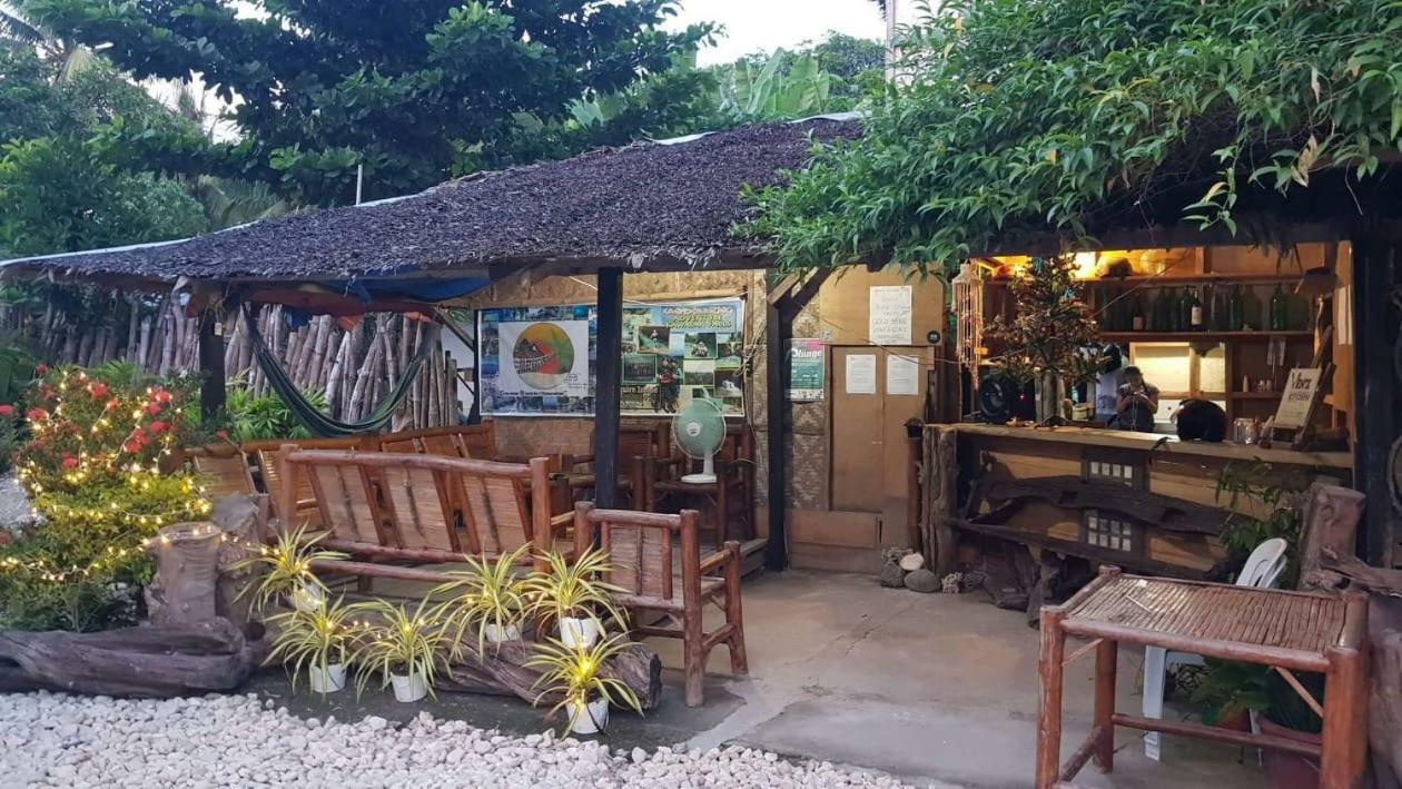 Babu Backpackers Inn Moalboal Exterior photo